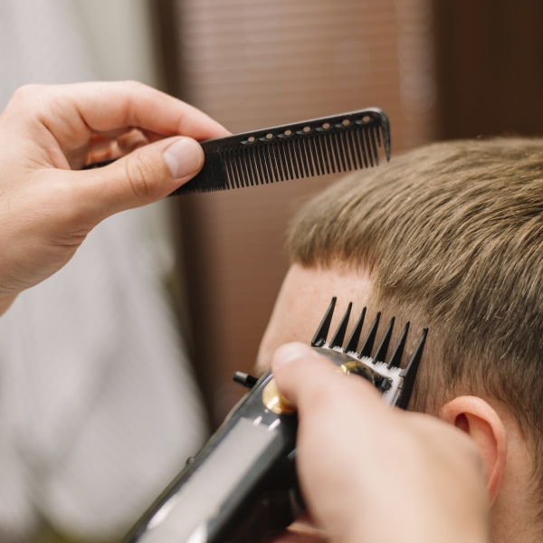 trouvez-coiffeur-specialise-enfants